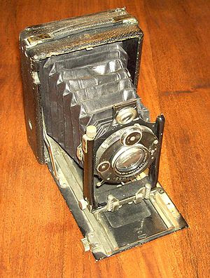 Vintage box-bellows type field camera