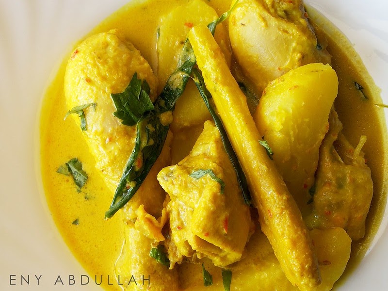 Ayam Masak Lemak Cili Padi