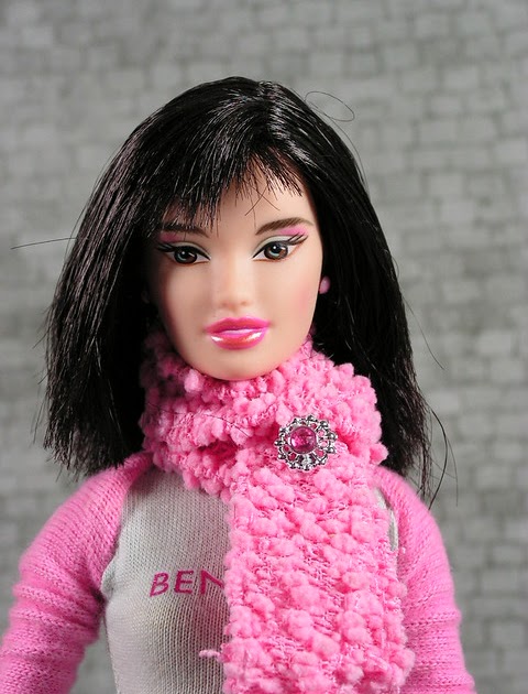 2005 Barbie Loves Benetton Fashion Fever United Colors of Benetton Paris  J2253 - Royalty.Girl