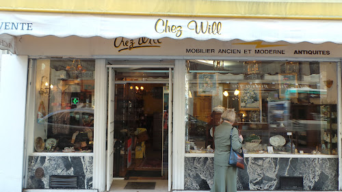 Magasin d'antiquités Chez Will Paris