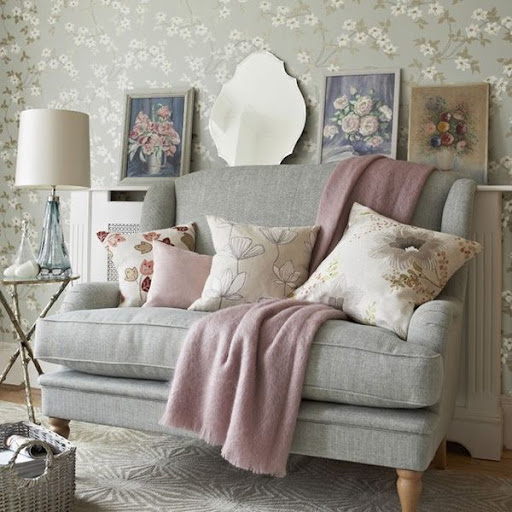 Perfect place to curl up with a book after a day of play in the snow! modern pastels + florals #CDNGetaway!