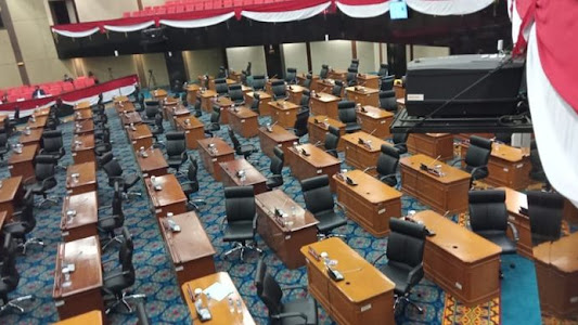 Batalnya Kenaikan Tunjangan Anggota DPRD DKI Berujung Kekesalan Terhadap PSI...