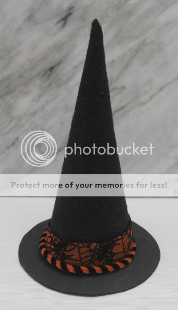 Witches hat party favour