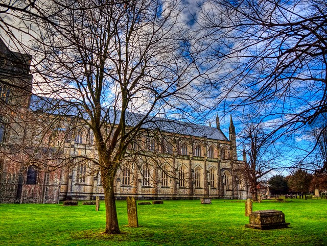 Winchester Cathedral from the side
