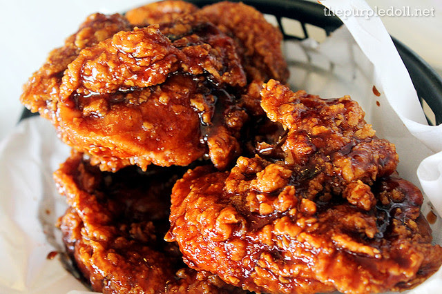 Crispy-Glazed Chicken Barkada Bucket P604