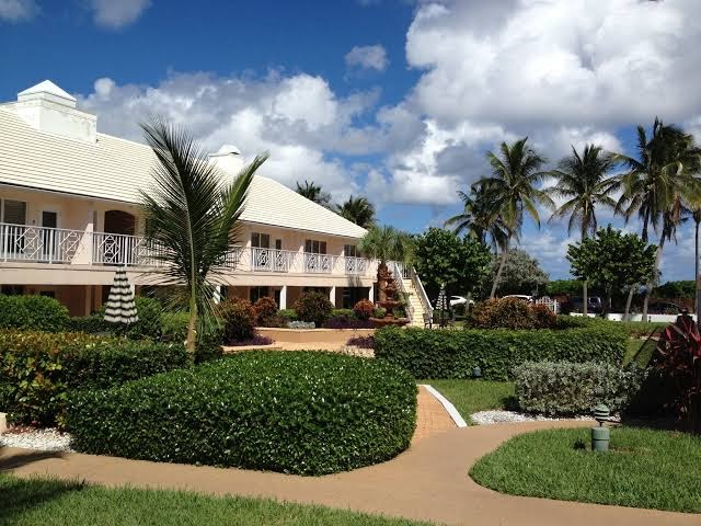 Dover House Resort