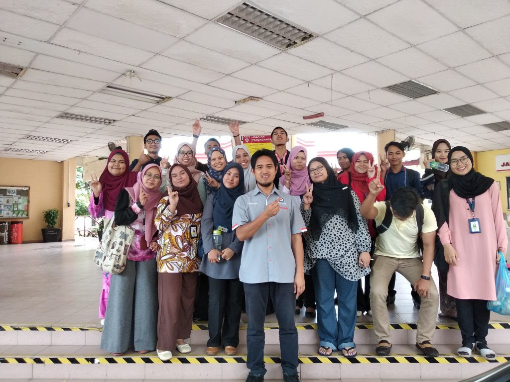 Logo Politeknik Shah Alam Program yang ditawarkan di politeknik hulu