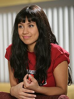 17 Amazing Photos Of Cassie Steele Nayra Gallery