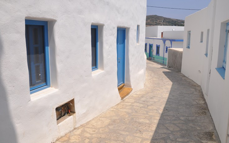 ΛΕΙΨΟΙ