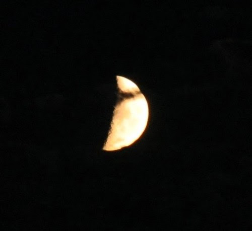 Moon @Utrecht-zuilen