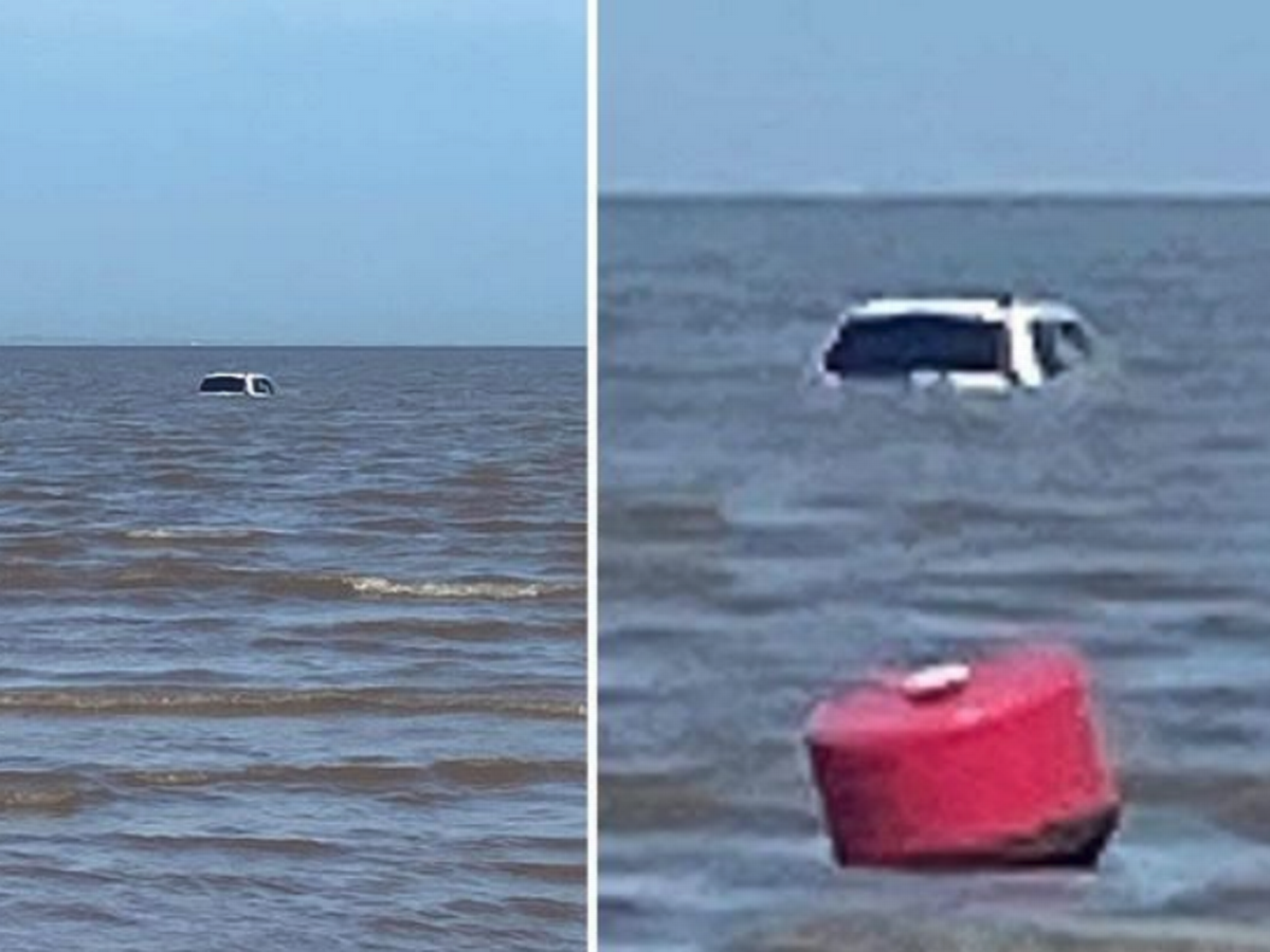 Car stuck in sand on Cleethorpes beach swallowed by tide