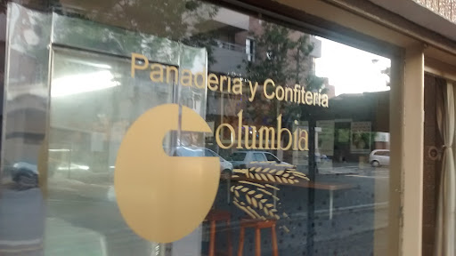 Panadería y Confitería Columbia