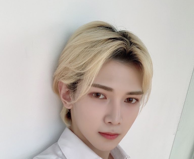 20+ Kpop Idols With Long Hair - Kpop Lovin