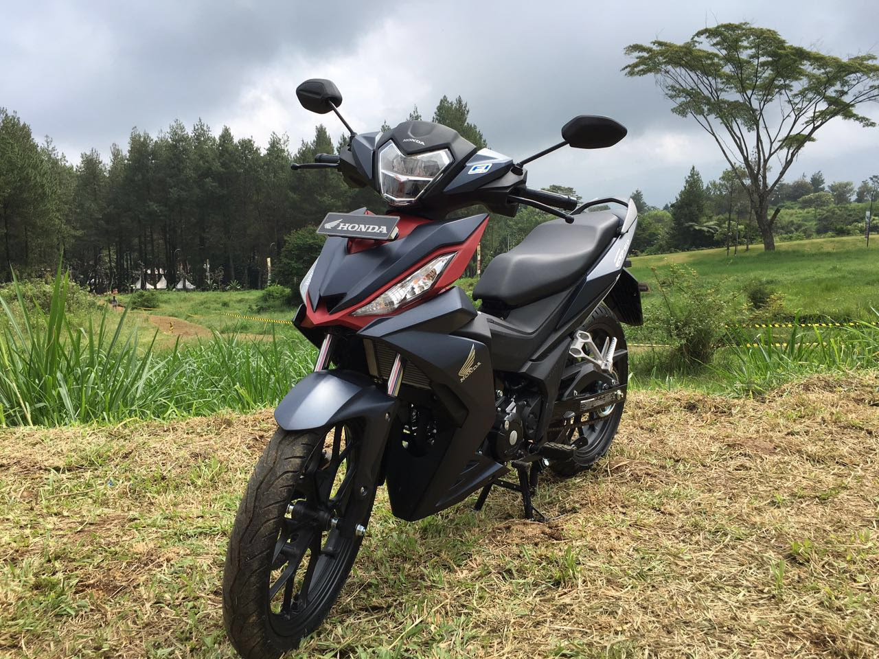 All New Honda Supra GTR 150 5 Modifikasi ID Fairing Store All New Honda Supra GTR 150 5 Modifikasi ID Fairing Store