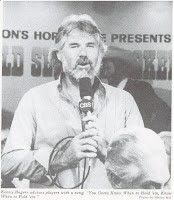 Kenny Rogers singing 'The Gambler' at the 1979 WSOP