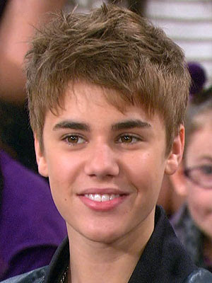 Latest Short Hair on Justin Bieber   S Haircut  The Inside Scoop From His Hairstylist
