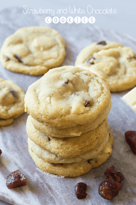 Strawberry and White Chocolate Cookies