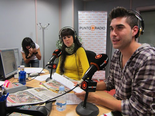 Oiane Flaño Sarasua y Iñigo Yarza Herrero en Radio Punto Euskadi