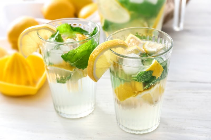 Cara Membuat Air Lemon / Cara Bikin Minuman Dingin Lemon Untuk Turunkan