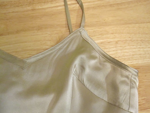 Neckline Finish, Silk Version