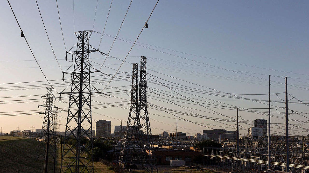 Texas’ power grid may need to dip into power reserves as demand grows