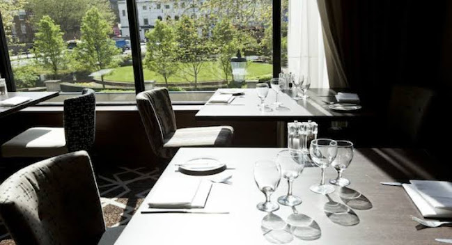 Comments and reviews of Society Bar & Restaurant