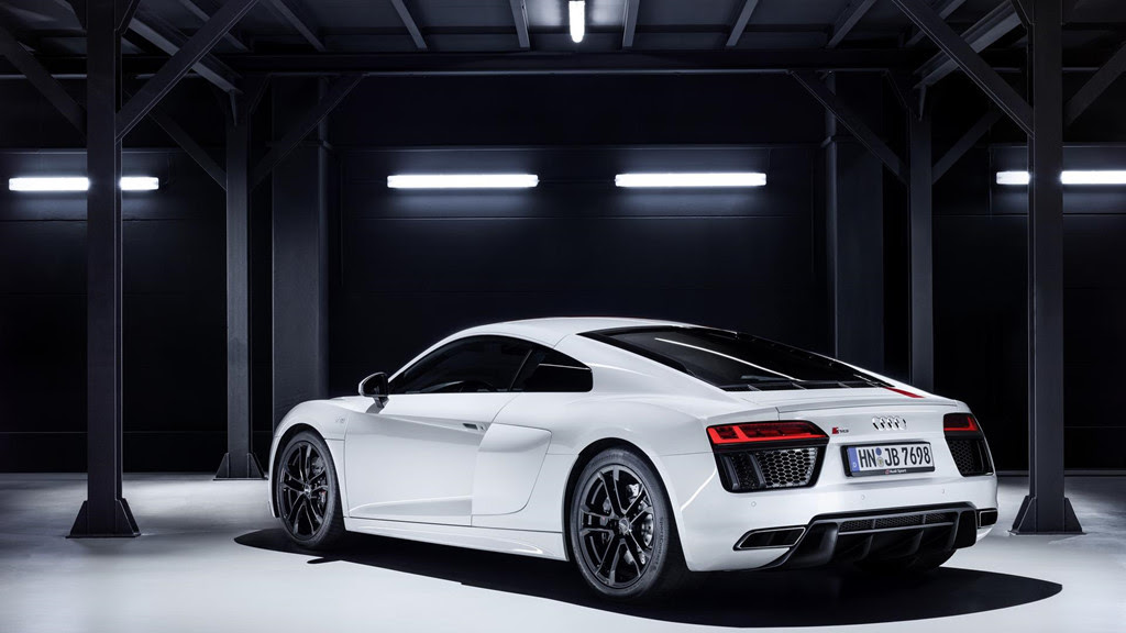 Audi R8 V10 RWS - phiên bản R8 rẻ nhất từ trước đến nay Audi R8 V10 RWS - phiên bản R8 rẻ nhất từ trước đến nay