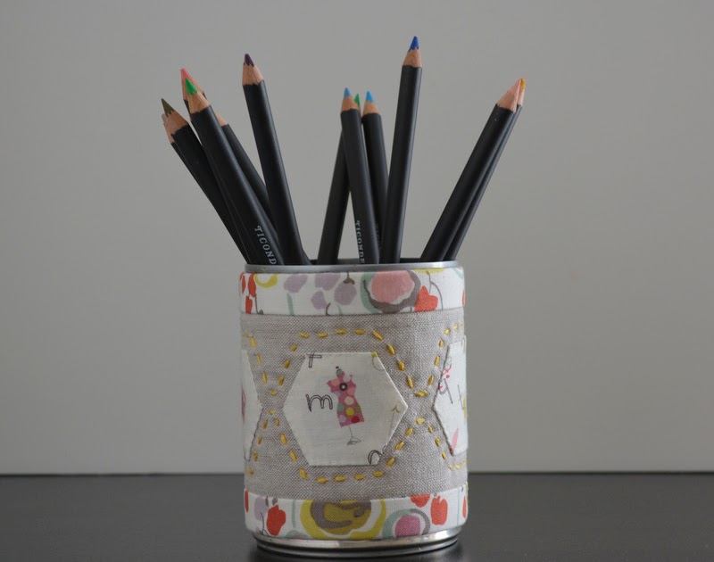 Weekend Doings: Tutorial: Fabric Covered Tin Can