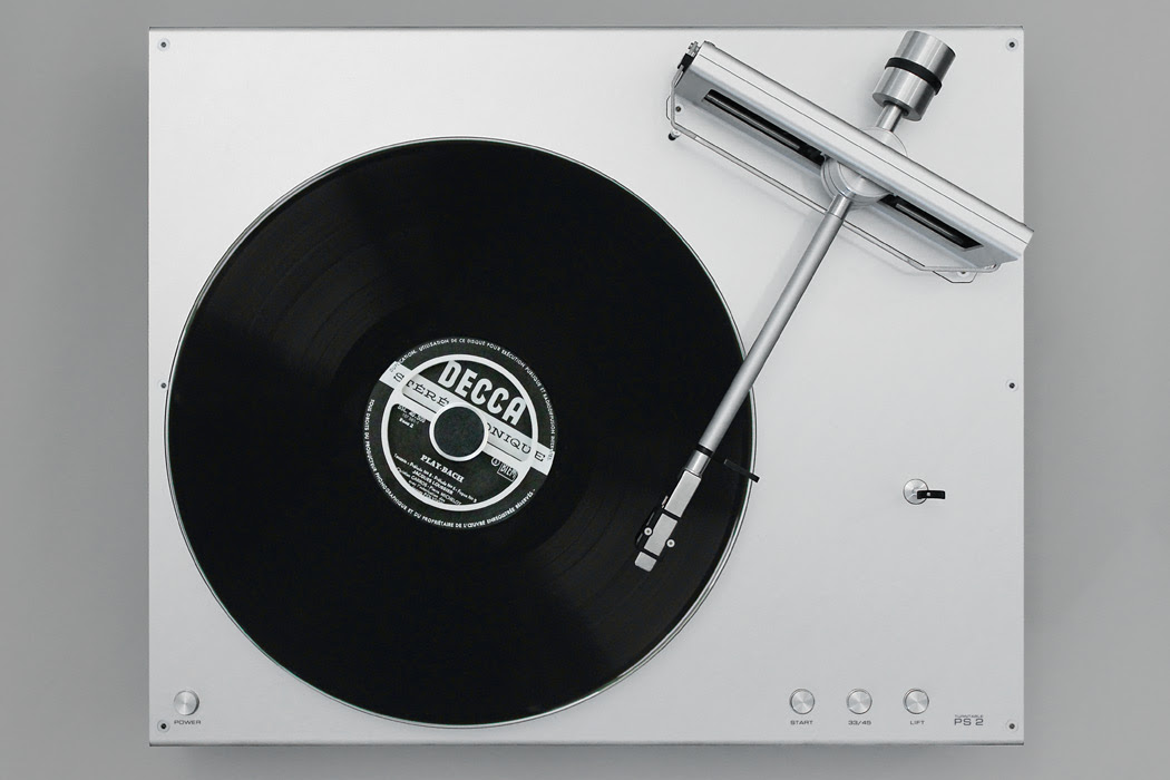 Turntable_PS2_Top_View_Dark