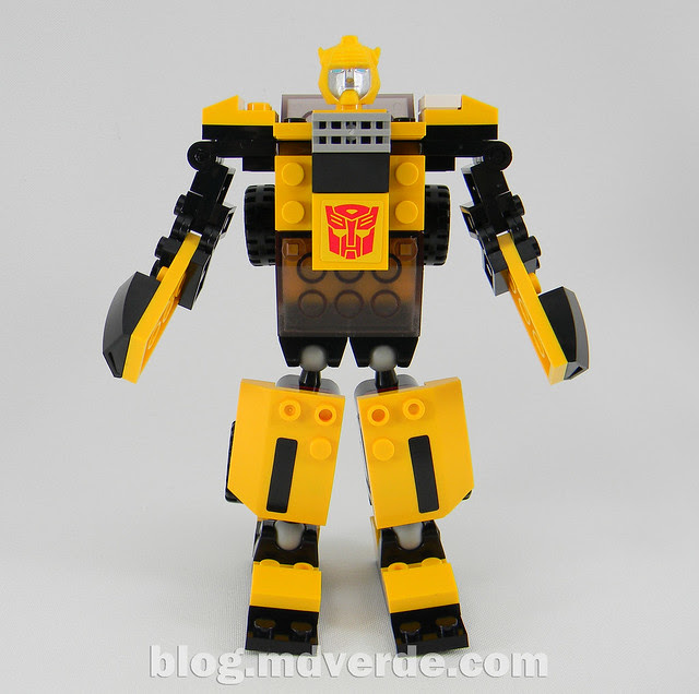 Transformers Bumblebee - Kre-O - modo robot