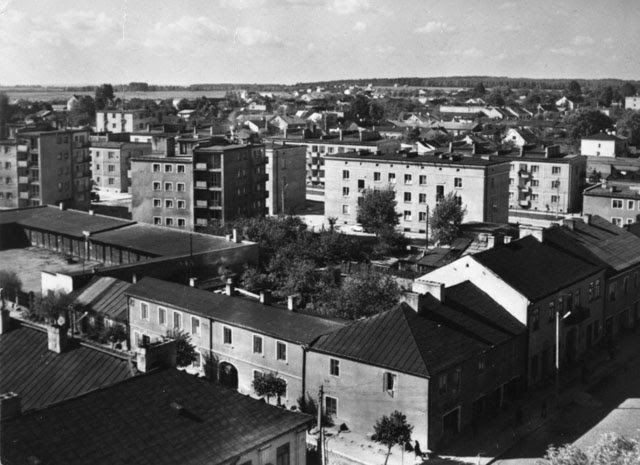 Końskie, widok na ulicę Pocztową i na Kopce Końskie, widok na ulicę Pocztową i na Kopce