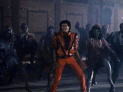 http://gplteensblog.files.wordpress.com/2008/10/michael_jackson_thriller_2.jpg