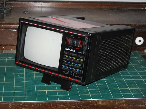 Magnavox BH3908 Portable TV