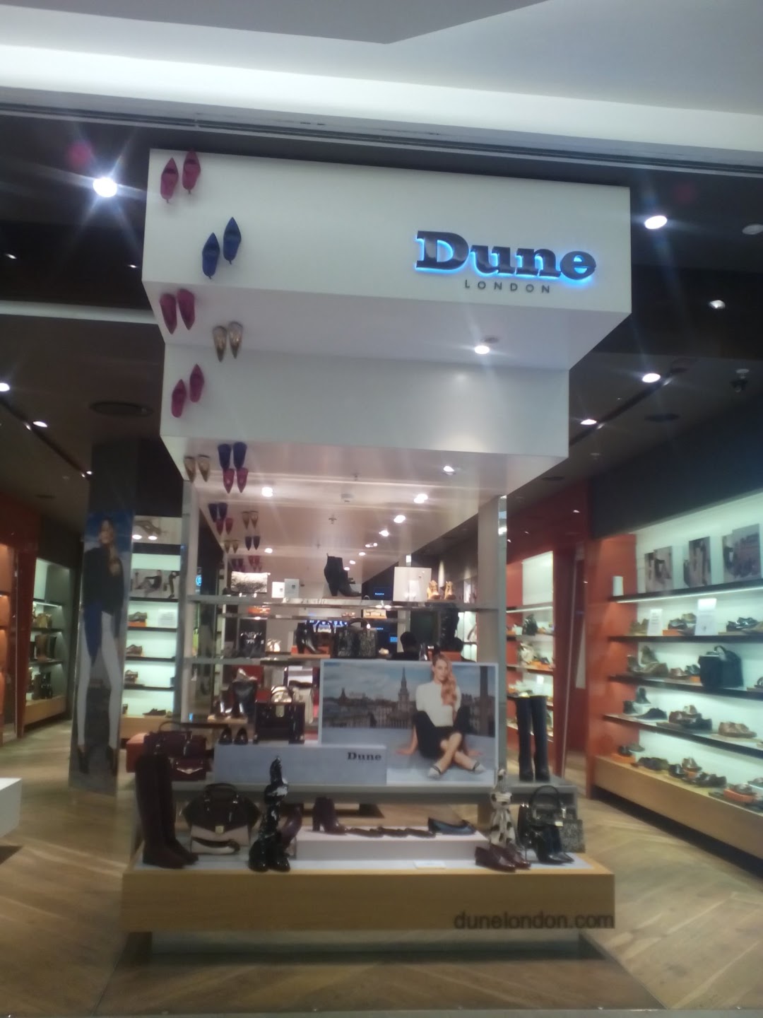 Dune Rosebank Mall