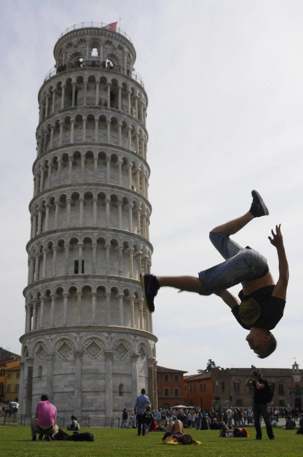 Pisa Kulesi ile çekilmiş komik fotoğraflar