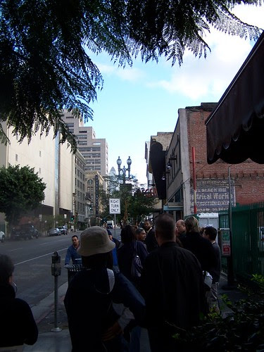 LACan polling place line