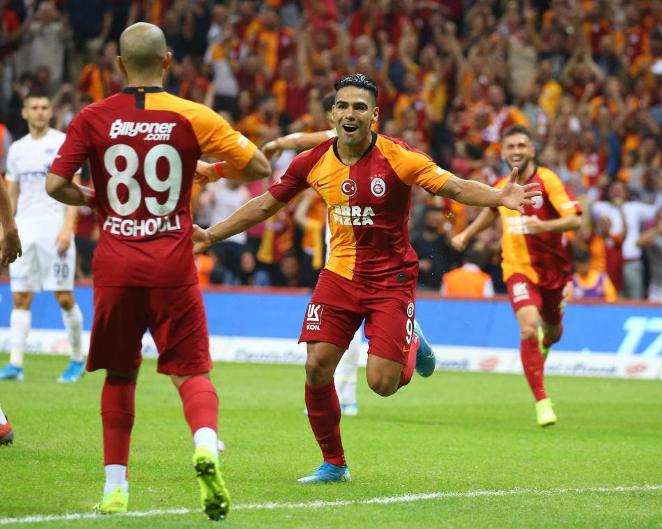 Galatasaray Wiki / Galatasaray SK - Wikipedia : .futbol takımı
