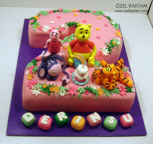 Derinsu'nun 2.Yaş Winnie ve Arkadaşları Pastası / Winnie the Pooh and Friends Cake