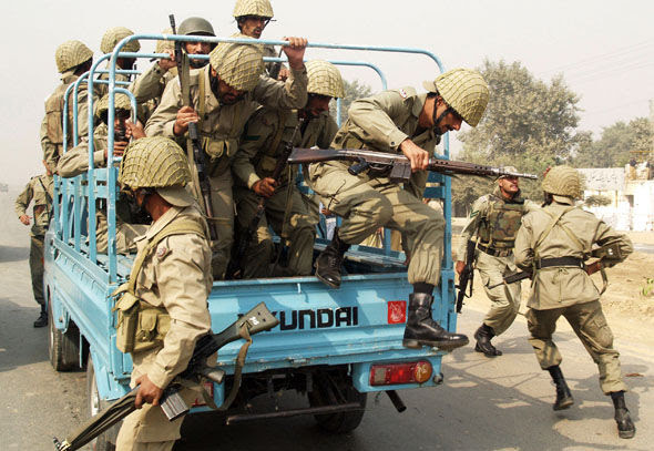Pakistani soldiers Pakistani soldiers