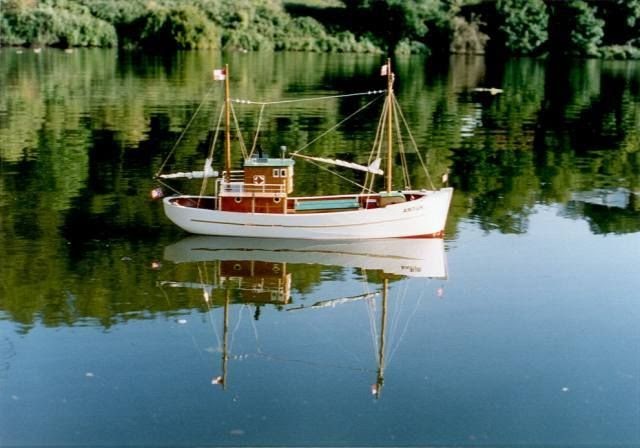 Free Plans For Wooden Boat Models ~ plywood cruiser boat plans