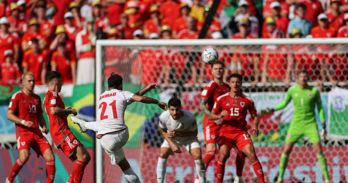 LIVE WK voetbal | Iran jaagt tegen Wales op benodigde openingsgoal, tijd begint te dringen