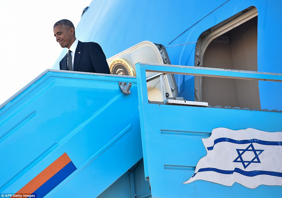 elenco: O evento foi pelos líderes mundiais e realeza, incluindo Barack Obama, retratado chegar hoje em Israel, Bill Clinton, Tony Blair, o príncipe Charles e Rei Felipe de Espanha