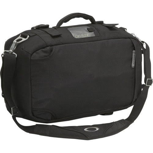 oakley snowboard bag with wheels