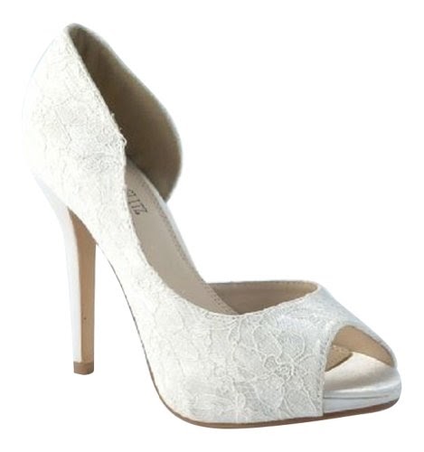 lace court heels