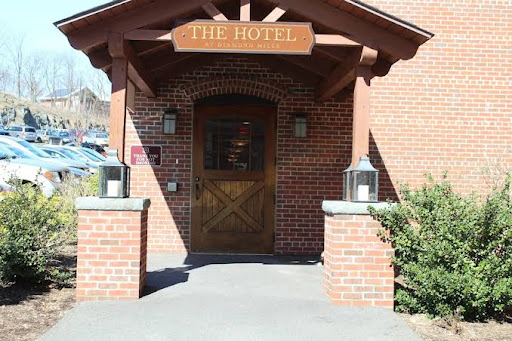Hotel «Diamond Mills Hotel», reviews and photos, 25 S Partition St, Saugerties, NY 12477, USA