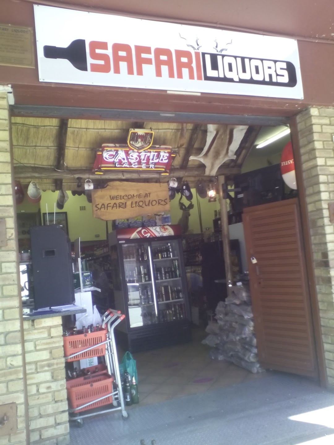 safari spar liquor store