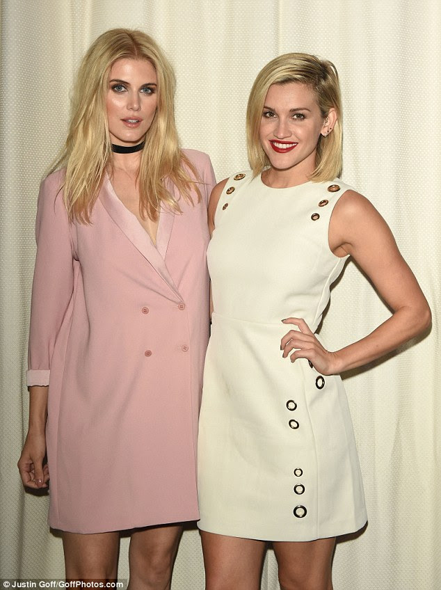 Dois de um tipo: Ashley colocar em uma tela estreita com o ex-Pussycat Doll Ashley Roberts