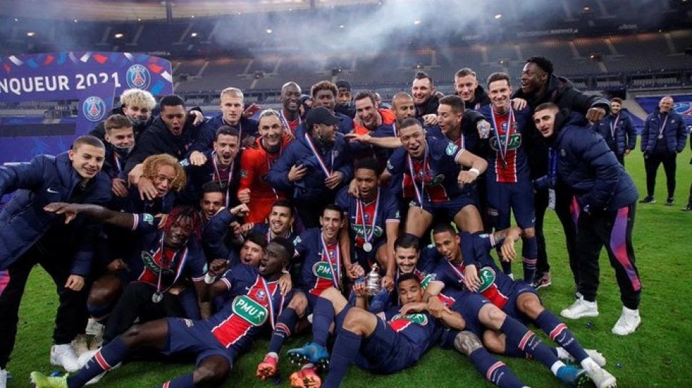 PSG Angkat Trofi Piala Prancis, Nasser AlKhelaifi Sudah Biasa