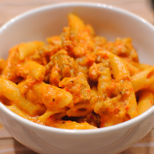 Pasta with Red Pepper Sauce and Sausage