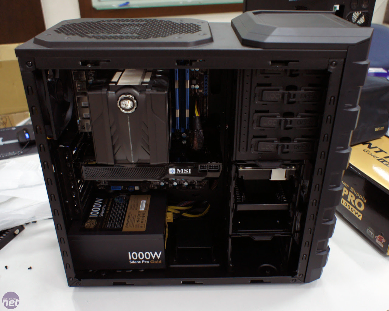 Gabinete Cooler Master Haf 912